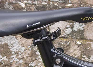 Seat post